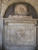 chiostro di San Giacomo - sepolcro di Matteo Ferrillo
